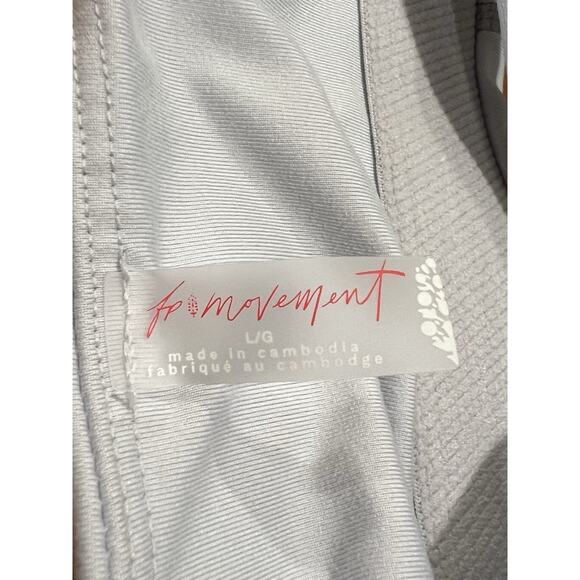 NWT Free People Movement You're a Peach Sports Bra Ice Grey L - Picture 5 of 5